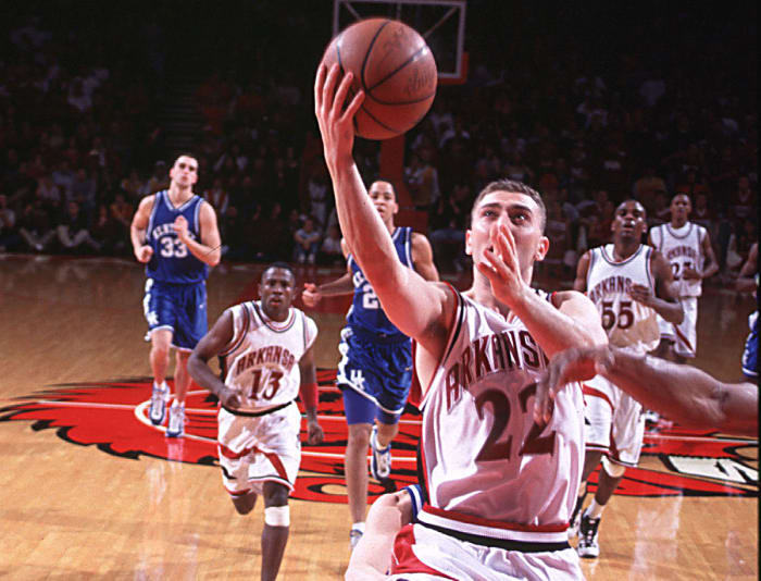 Pat Bradley vs. Kentucky.
